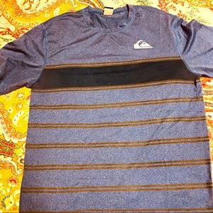 Men’s Quiksilver Large Top